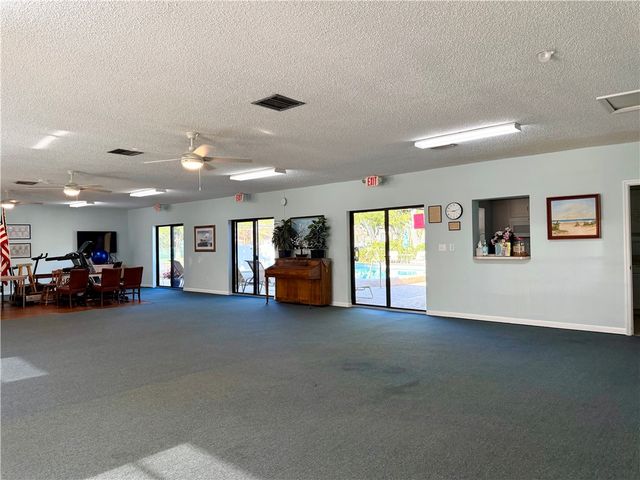 400 18th Street B4, Vero Beach, FL 32960