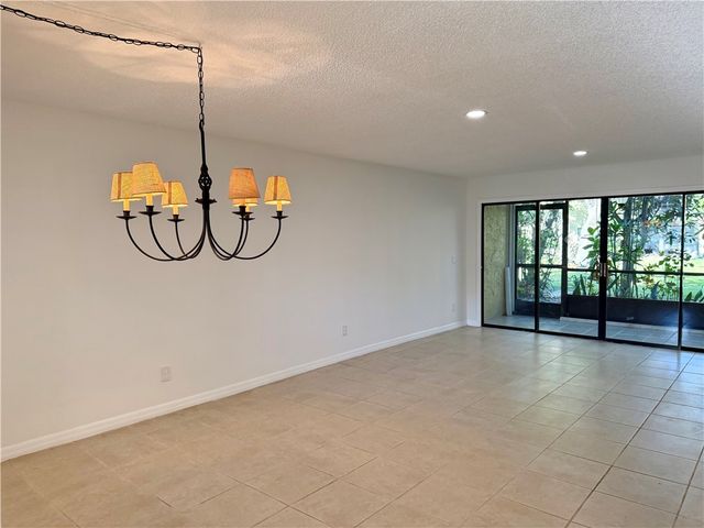 400 18th Street B4, Vero Beach, FL 32960