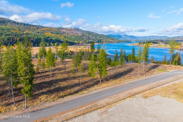 NNA Woodchuck Dr, Lot 15, Priest River, ID 83856
