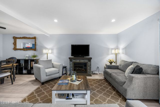 7852 PLAYA DEL REY Court, Jacksonville, FL 32256