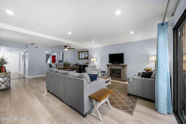 7852 PLAYA DEL REY Court, Jacksonville, FL 32256