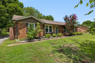 2310 Bradley St, Pleasant View, TN 37146