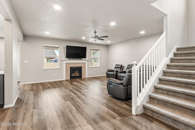 2309 S 58th Ave, Yakima, WA 98903