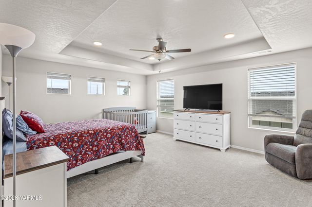 2309 S 58th Ave, Yakima, WA 98903