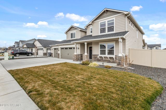 2309 S 58th Ave, Yakima, WA 98903