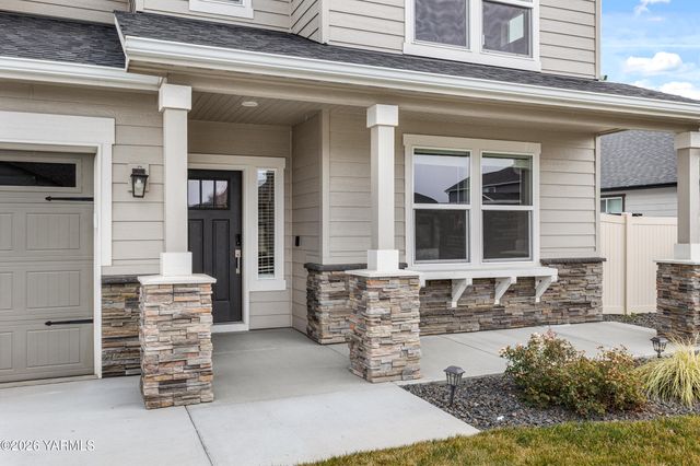 2309 S 58th Ave, Yakima, WA 98903