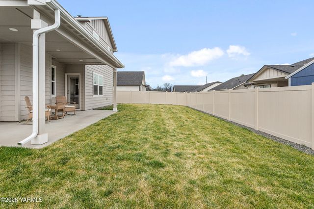 2309 S 58th Ave, Yakima, WA 98903