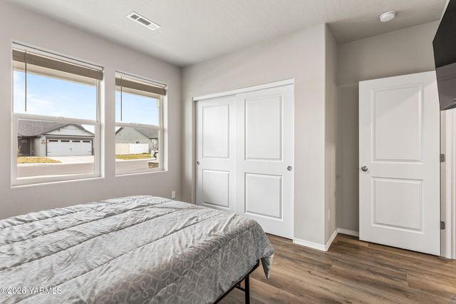 2309 S 58th Ave, Yakima, WA 98903