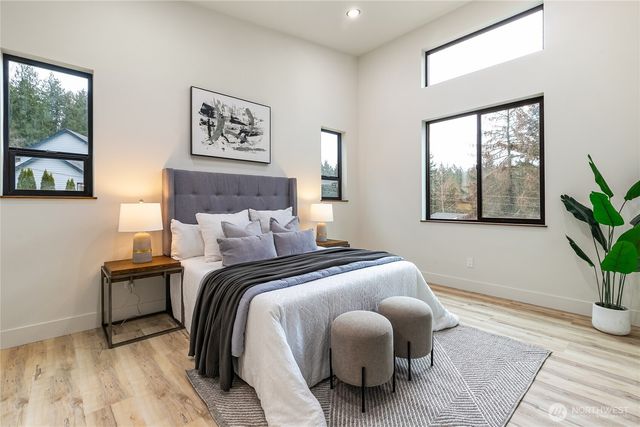 647 Rainbow Drive, Sedro Woolley, WA 98284