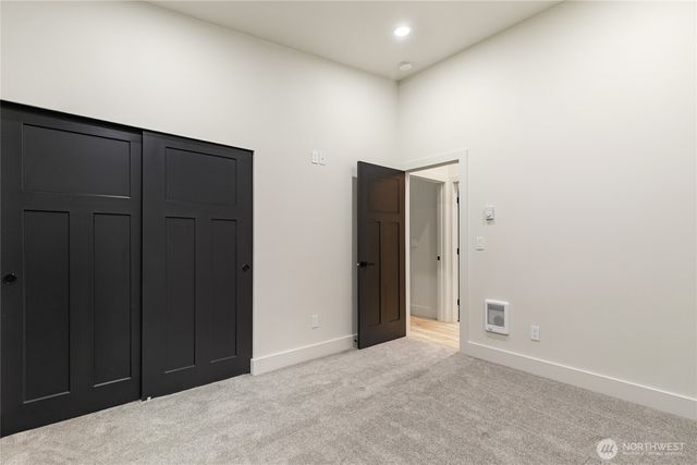 647 Rainbow Drive, Sedro Woolley, WA 98284