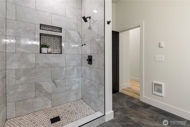 647 Rainbow Drive, Sedro Woolley, WA 98284