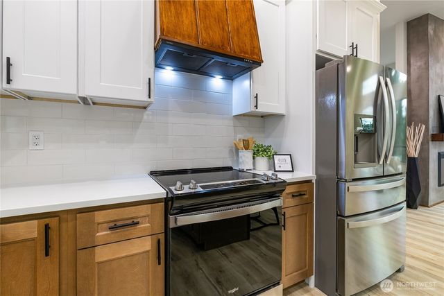 647 Rainbow Drive, Sedro Woolley, WA 98284