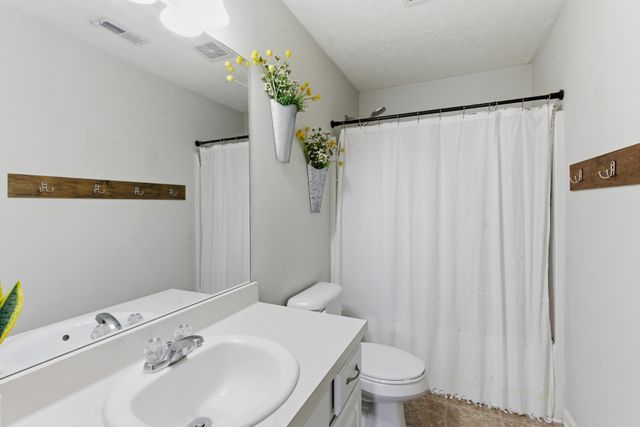 5509 Escalade Dr, Mount Juliet, TN 37122