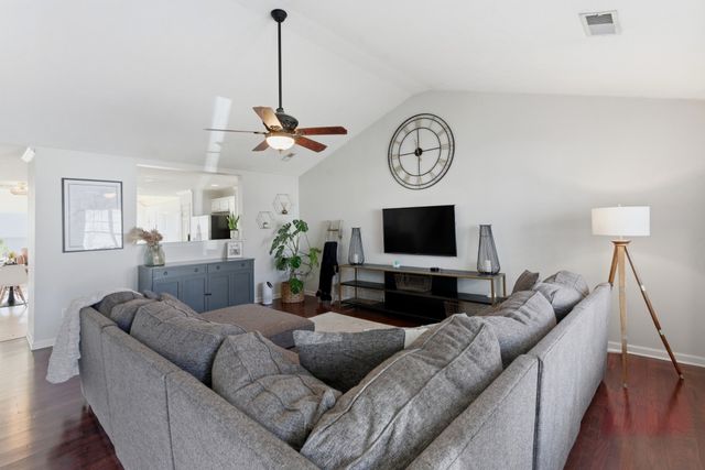 5509 Escalade Dr, Mount Juliet, TN 37122