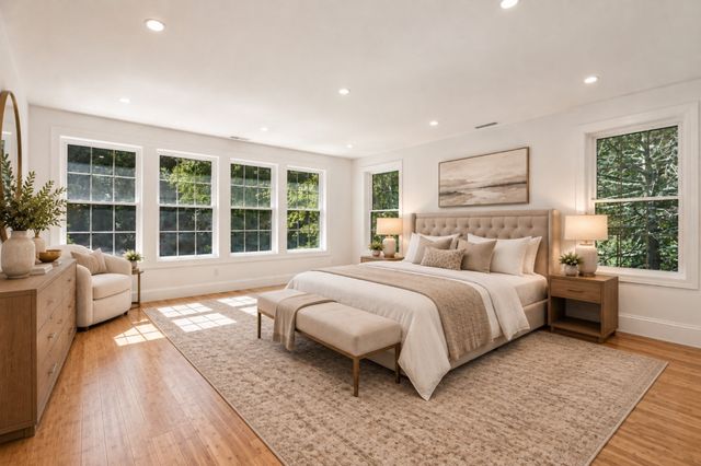 21 Rockwood Heights Rd, Manchester, MA 01944