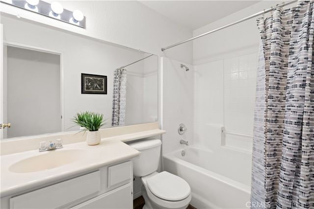 1364 Da Vinci, San Jacinto, CA 92583