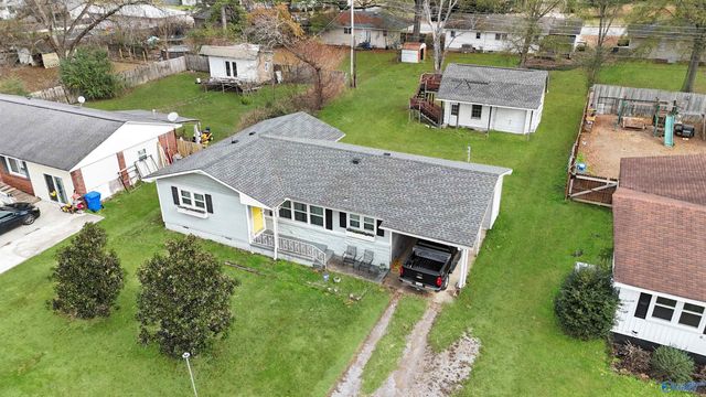 204 Prospect Drive SW, Hartselle, AL 35640