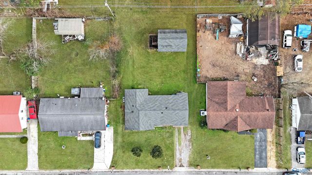 204 Prospect Drive SW, Hartselle, AL 35640