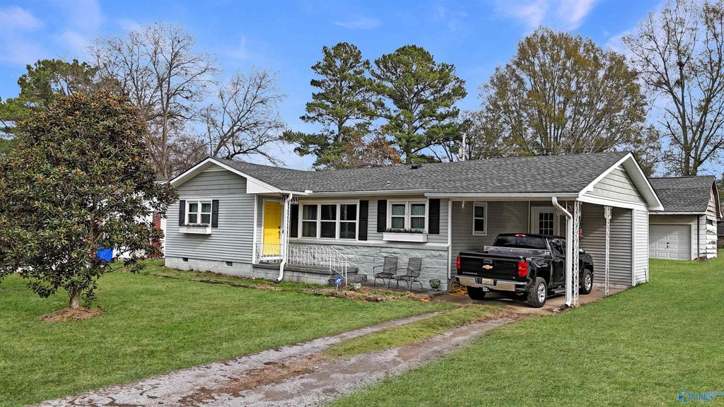 204 Prospect Drive SW, Hartselle, AL 35640