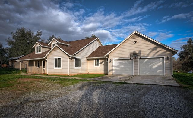 13787 Walter Avenue, Redding, CA 96003