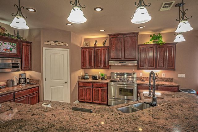 13787 Walter Avenue, Redding, CA 96003