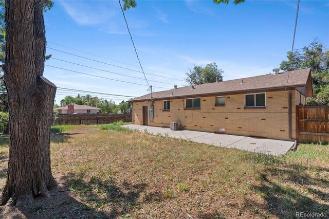 12104 E Nevada Place, Aurora, CO 80012