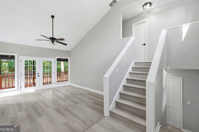 210 Rosewood Drive, Fayetteville, GA 30214