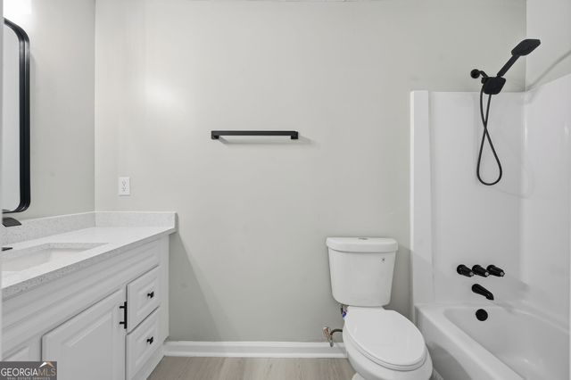 210 Rosewood Drive, Fayetteville, GA 30214