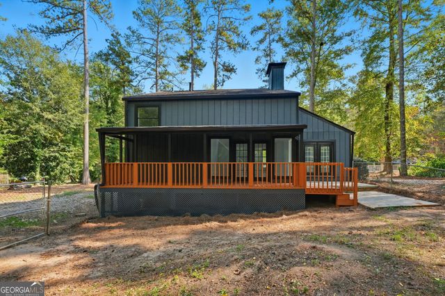 210 Rosewood Drive, Fayetteville, GA 30214