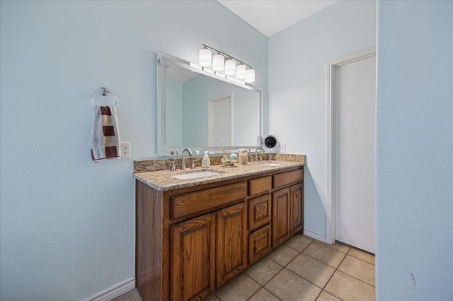 12417 Arbor Lake Road, Rhome, TX 76078