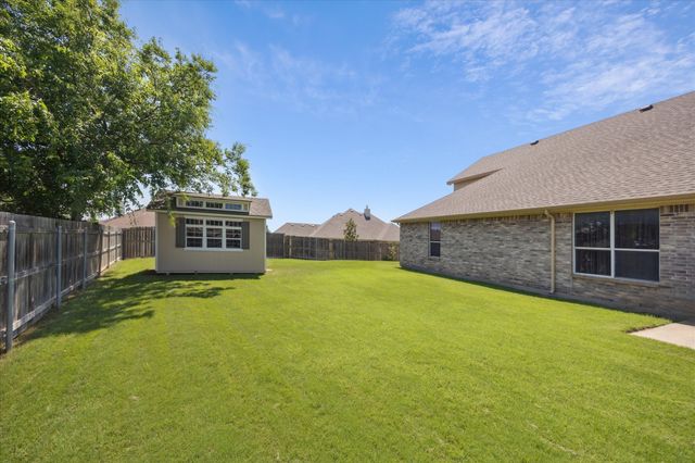 12417 Arbor Lake Road, Rhome, TX 76078