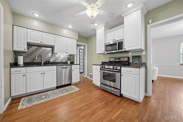 1326 Warson Place, St Louis, MO 63119