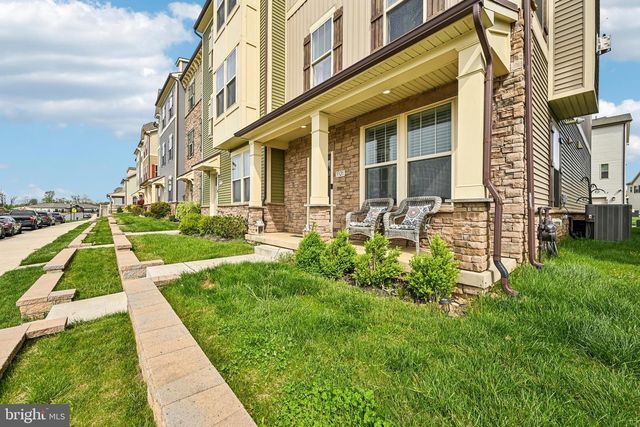 3321 STONE BARN DR, Frederick, MD 21704