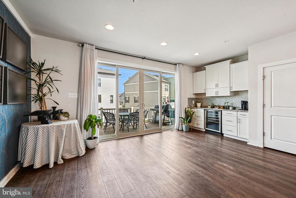 Image 18 of property listing at 3321 STONE BARN DR, Frederick, MD 21704