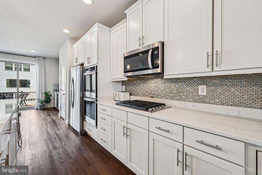 Image 29 of property listing at 3321 STONE BARN DR, Frederick, MD 21704