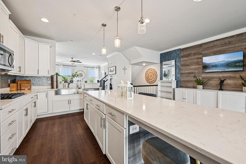 Image 30 of property listing at 3321 STONE BARN DR, Frederick, MD 21704