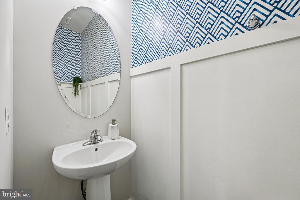 Image 31 of property listing at 3321 STONE BARN DR, Frederick, MD 21704