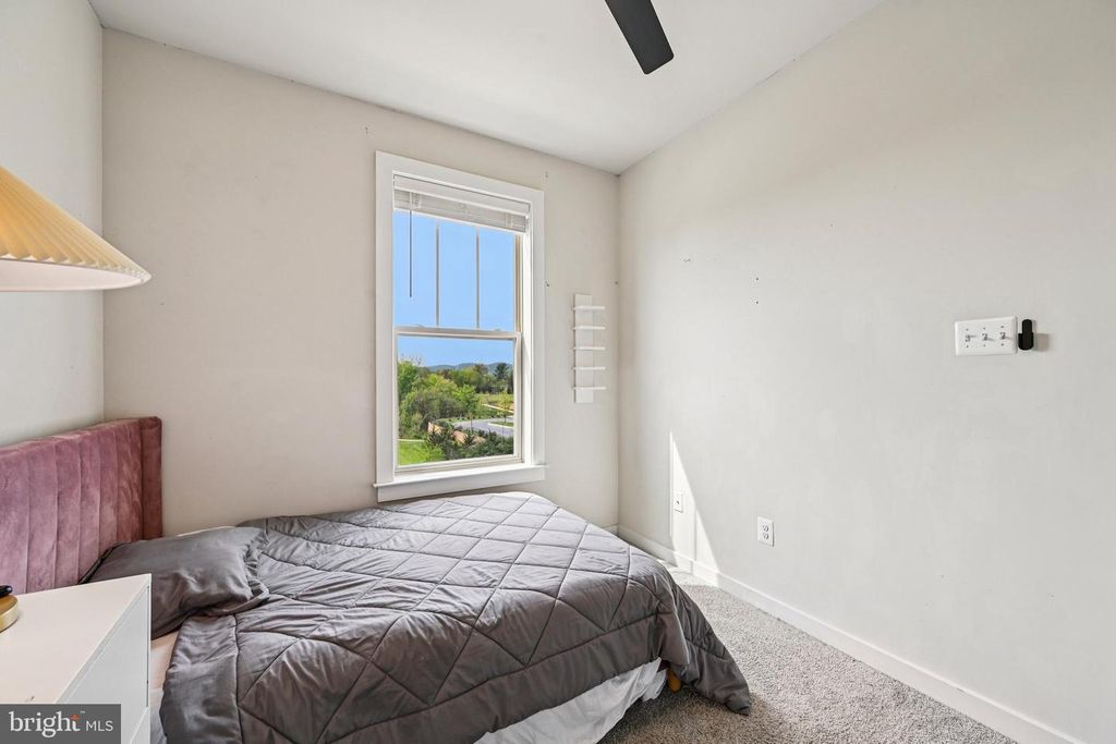 Image 41 of property listing at 3321 STONE BARN DR, Frederick, MD 21704