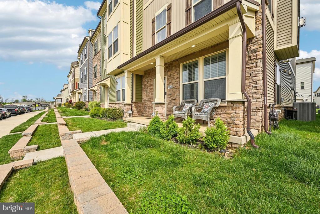 Image 69 of property listing at 3321 STONE BARN DR, Frederick, MD 21704