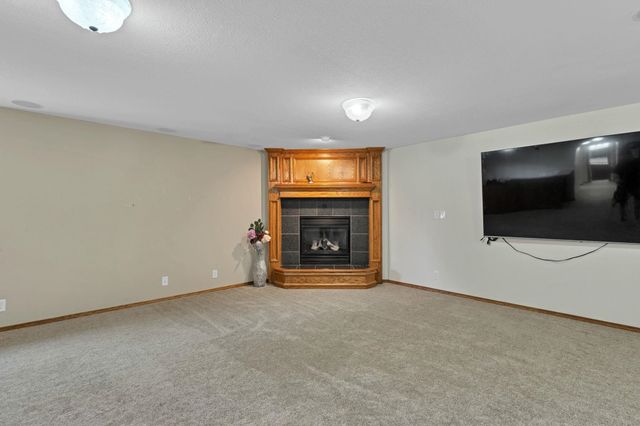 1846 S Tara Falls St, Wichita, KS 67207
