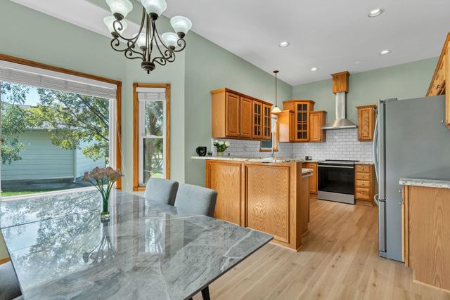 1846 S Tara Falls St, Wichita, KS 67207