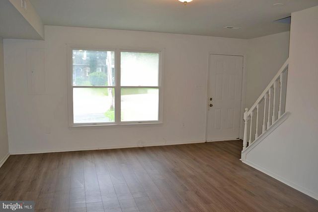 457 E VERNON RD, Philadelphia, PA 19119