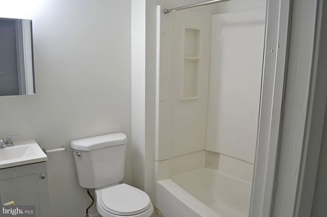 457 E VERNON RD, Philadelphia, PA 19119