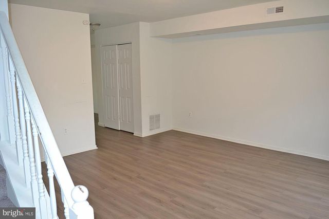 457 E VERNON RD, Philadelphia, PA 19119
