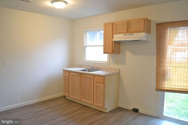 457 E VERNON RD, Philadelphia, PA 19119
