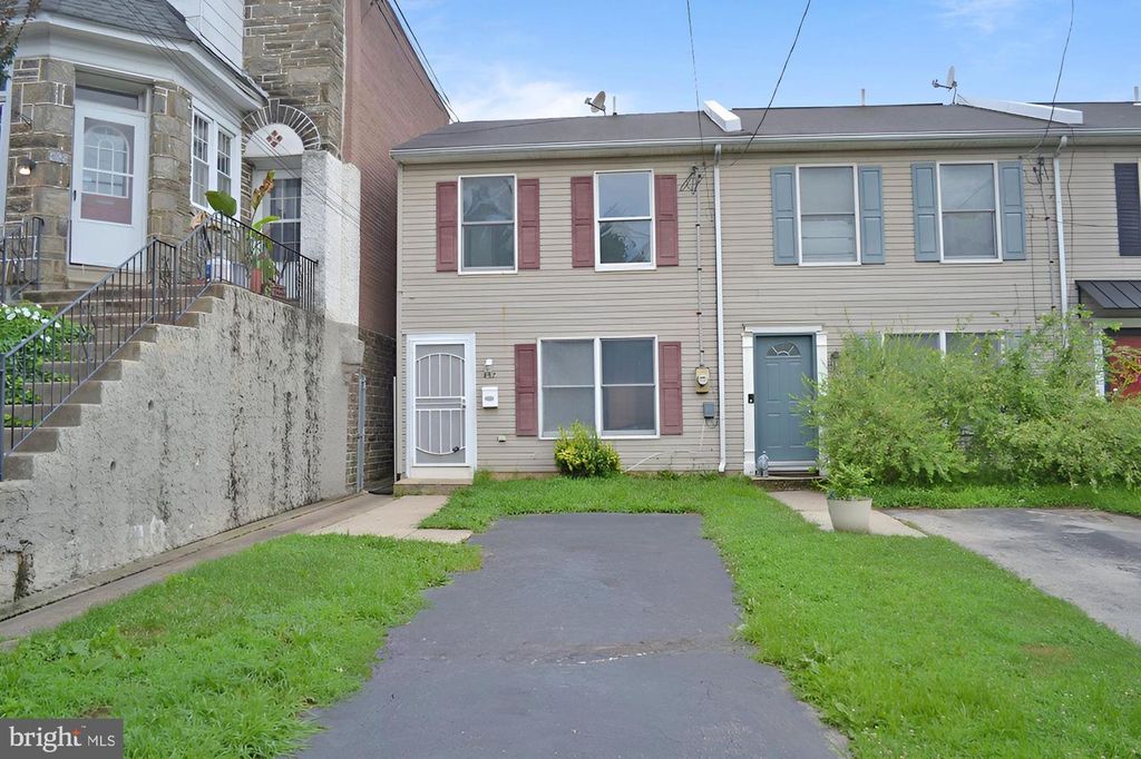 457 E VERNON RD, Philadelphia, PA 19119