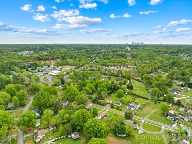 8035 Pleasant Grove Road, Charlotte, NC 28216