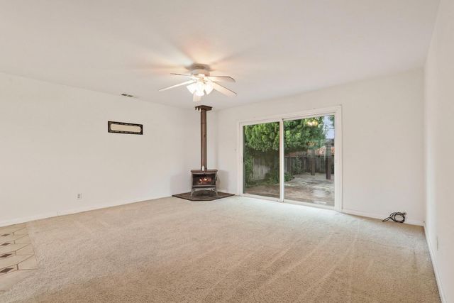 1007 Cardinal St, Lodi, CA 95240