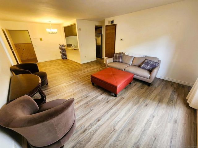 7845 Golfcrest Dr 21, San Diego, CA 92119