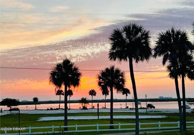 500 S Riverside Drive, Edgewater, FL 32132